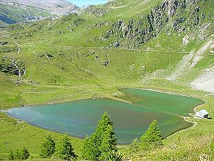 Funiculaire Fully usine lac de Fully - funiculaires Standseilbahnen beim Kraftwerk Fully - Montagne de Fully - Lac de Fully