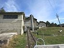 Standseilbahn Kraftwerk Ackersand Riedji - vor der Bergstation Riedji