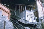Seltenes Farbfoto der alten Standseilbahn Gütschbahn vor dem Umbau 1975 - Foto Archiv standseilbahnen.ch