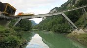 Brücke über die Muota bei der Talstation der Stoosbahn - Bau-Standseilbahn