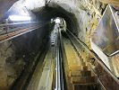 Standseilbahn Staumauer Molina - Trassee im Stollen neben der Staumauer