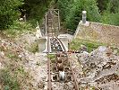 Hier befand sich die frühere Bergstation Trieg - Brücke der Standseilbahn