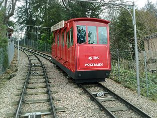 Zuerst als Zürichbergbahn, jetzt als Polybahn unterwegs