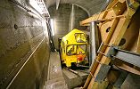 Standseilbahn Muttsee - Wagen und Umlenkrad Zugseil in der Bergstation