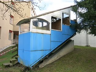 Der alte Wagen der Standseilbahn Luzern Hotel Montana in Schüpfheim