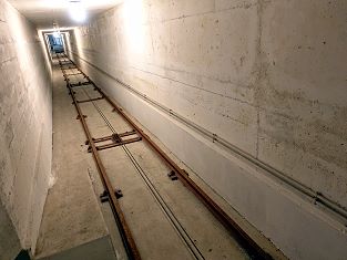 Stadtspital Triemli Zürich Notküche Schrägaufzug Material-Standseilbahn - Foto Markus Seitz Archiv standseilbahnen.ch