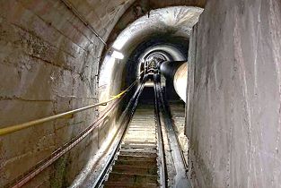 Kraftwerk Fätschbach Linthal Standseilbahn für Material im Druckstollen 1 Foto Kraftwerk Fätschbach Kraftwerke Linth-Limmern KLL - Foto Archiv standseilbahnen.ch